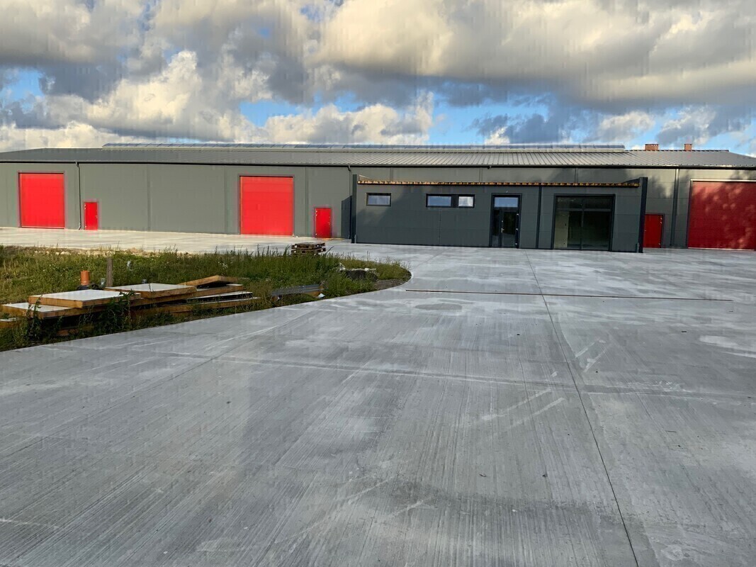 Elbląg SPRZEDAM NOWĄ HALĘ MAGAZYNOWĄ o powierzchni 1440 m2&nbsp; na działce o powierzchni 5000 m 2