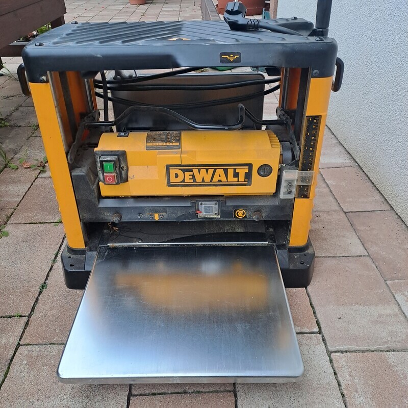 Elbląg Sprzedam grubościówkę marki Dewalt. 
Maszyna używana kilkanaście razy. 
Cena do negocjacji.