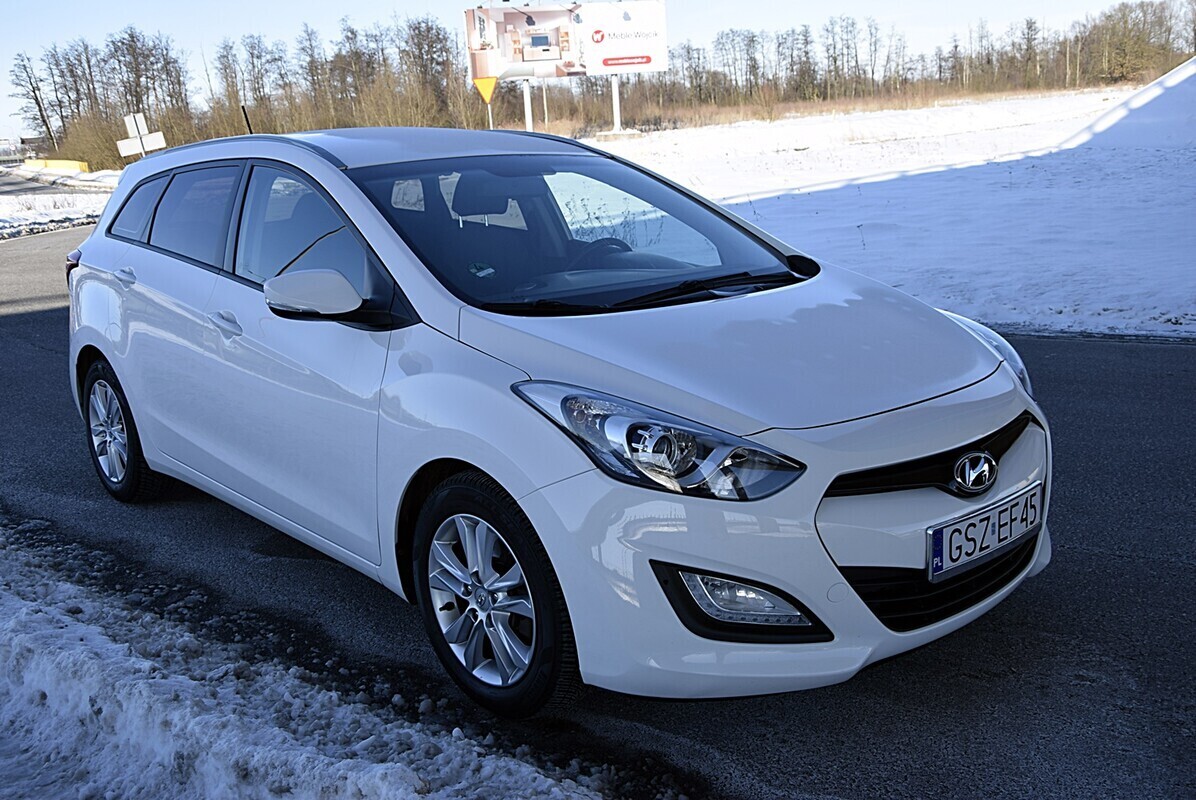 Elbląg Hyundai i30 kombi, 1.6 benzyna, 2014 rok, z oryginalnym przebiegiem Auto gotowe do jazdy bez wkładu