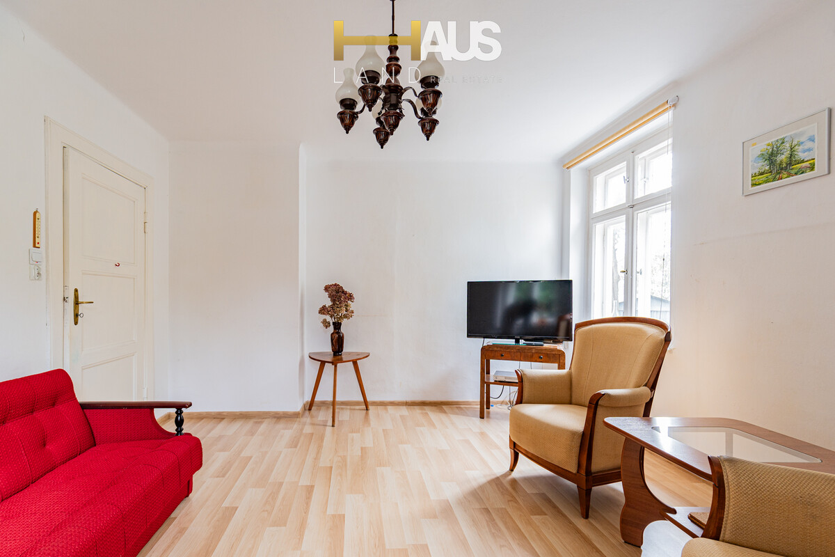 Elbląg DZIEŃ OTWARTY 02.11.2025r (NIEDZIELA)ELBLĄG, UL. KOPERNIKA  3 POKOJE, OSOBNA KUCHNIA PARTER