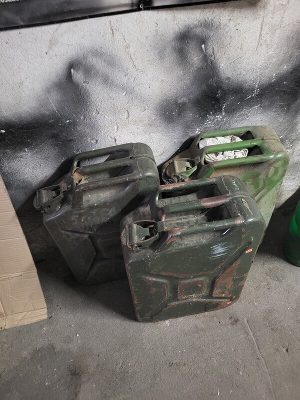 Elbląg Karnistry na paliwo 3 sztuki 20l
cena za 3szt.