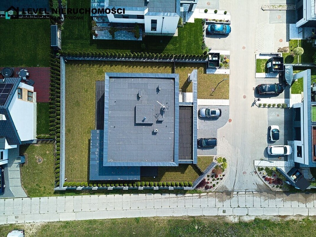 Elbląg LEVEL NIERUCHOMOŚCI&nbsp; Jedyny taki dom w Elblągu254,10 m2&nbsp; ul. Grodzieńska&nbsp; NIERUCHOMOŚCI NA