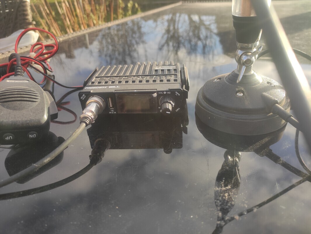 Elbląg Sprzedam Radio cb  plus antena uchwyt na magnez cena 350zl