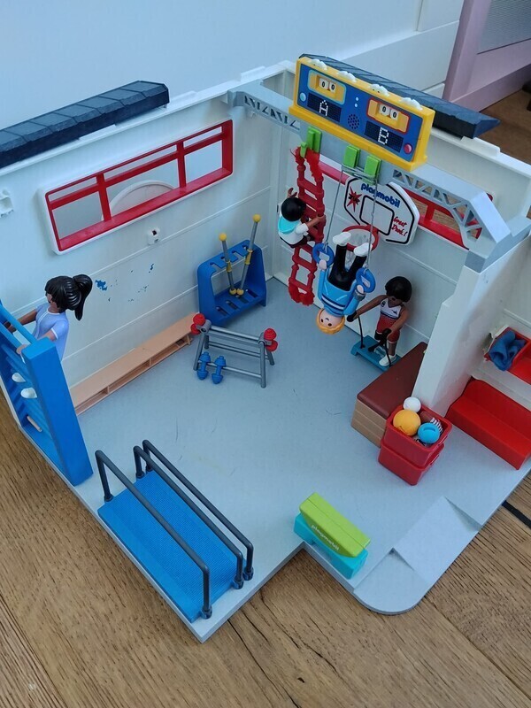 Elbląg Sprzedam zestaw klocków Playmobil sala gimnastyczna (nr 9454). Stan bdb.