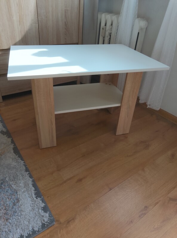 Elbląg Mam do sprzedania 2 szt stoliki nowe zakupione w Black Red white za 150zl za szt kosztowały, sprzedam za 100zl