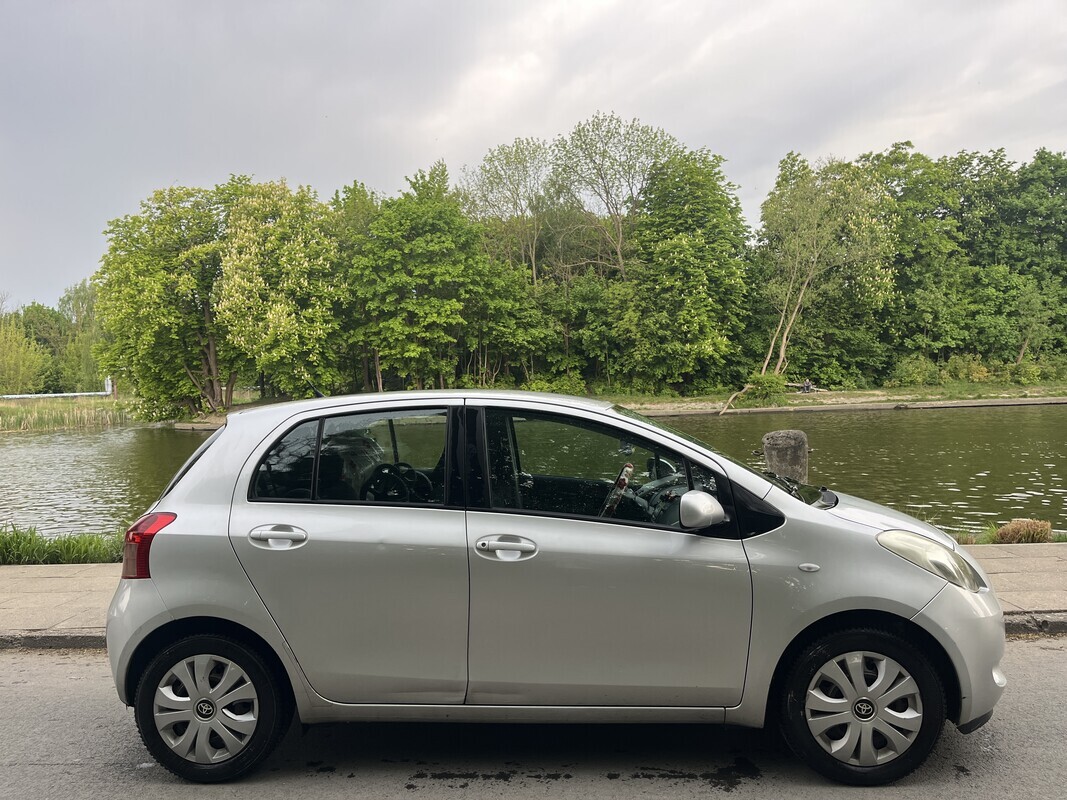 Elbląg Toyota Yaris II 2007 1.3 benzyna