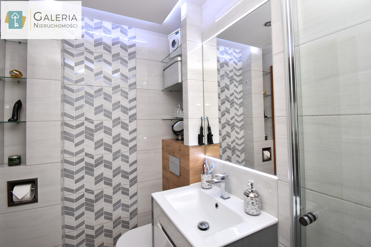 Elbląg GALERIA NIERUCHOMOŚCIZ pasji i miłości do nieruchomościNa sprzedaż: Gotowe do wprowadzenia- 3 pokoje z klimatem