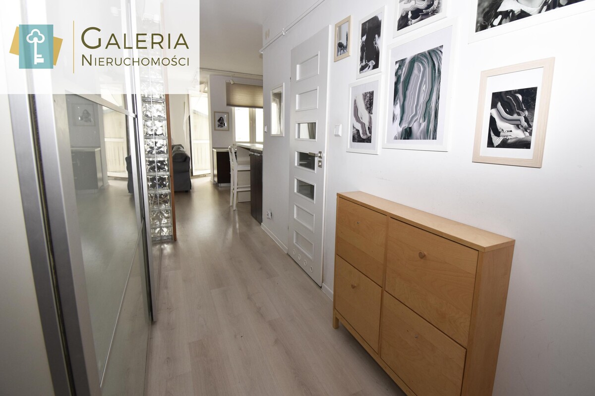 Elbląg GALERIA NIERUCHOMOŚCIZ pasji i miłości do nieruchomościNa sprzedaż: 3 pokojowe mieszkanie z balkonem gotowe do