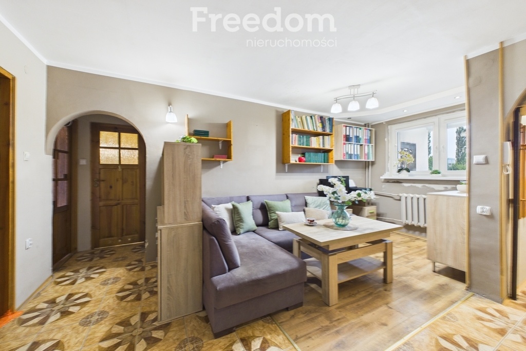 Elbląg FREEDOM NIERUCHOMOŚCISprzedam mieszkanie - Elbląg, Lotnicza. Oferuję na sprzedaż mieszkanie o powierzchni