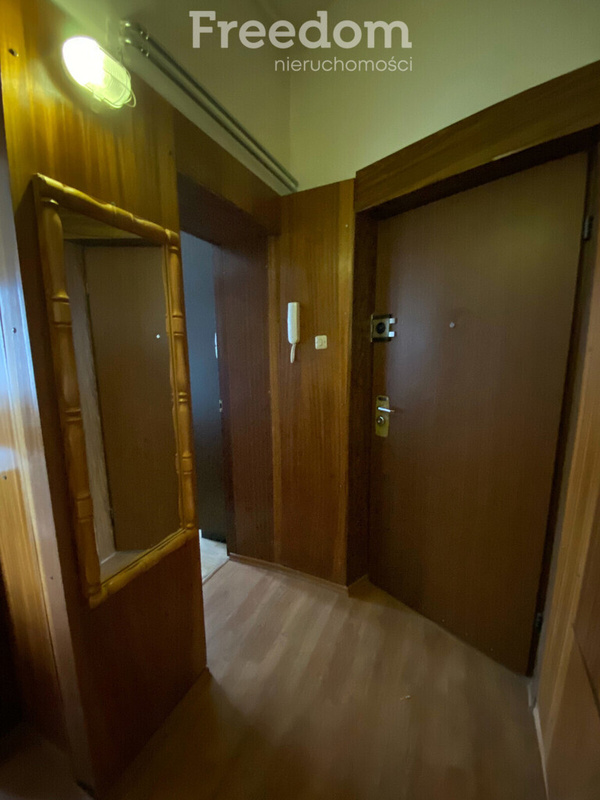 Elbląg FREEDOM NIERUCHOMOŚCISprzedam mieszkanie - Elbląg, 3 Maja. Na sprzedaż 2-pokojowe mieszkanie o powierzchni