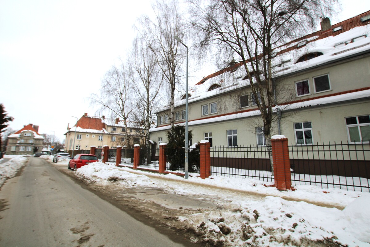 Elbląg NIERUCHOMOŚCI ANNA KRASZEWSKA Mieszkanie dwupokojowe w Malborku ul. Fałata