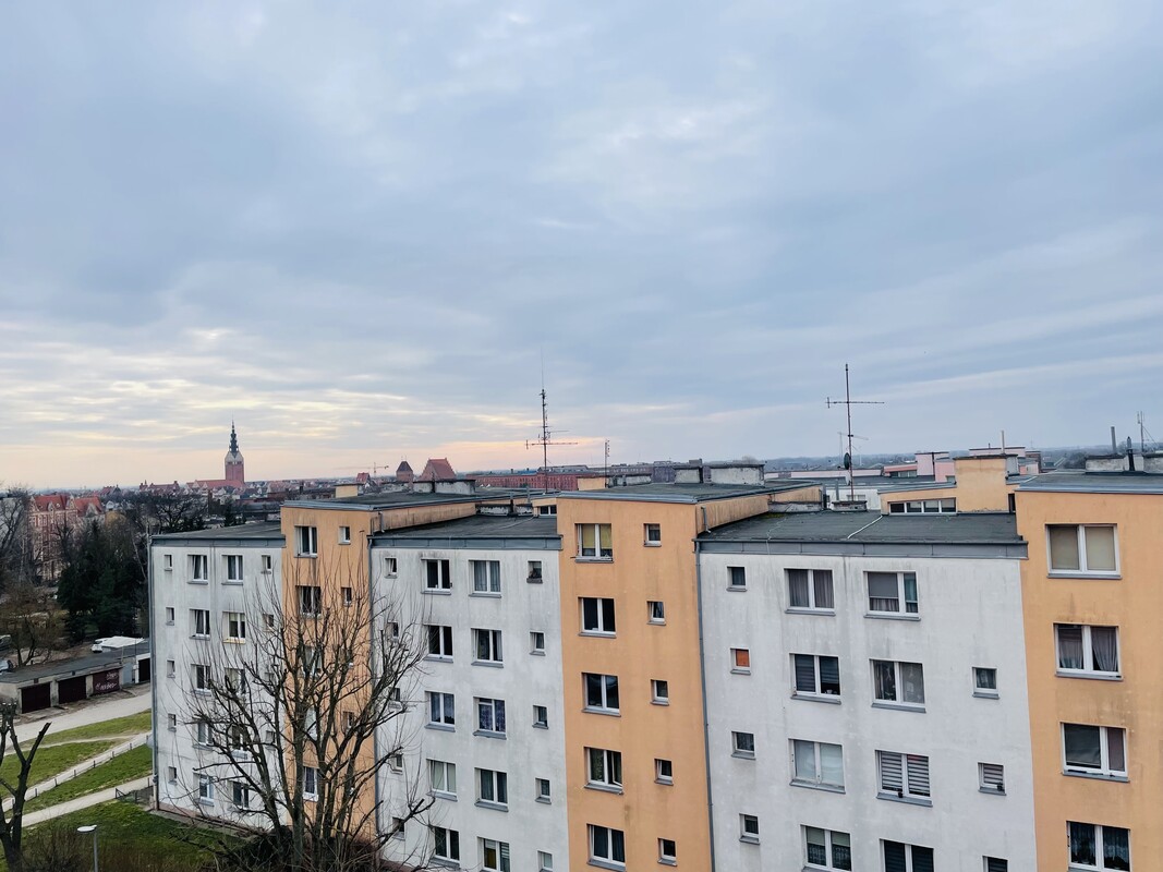 Elbląg 🏡 🌟 Przestronne 2-pokojowe mieszkanie z balkonem w sercu Elbląga! Wyjątkowe