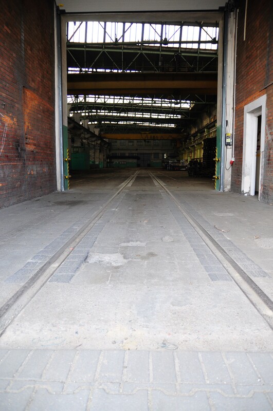 Elbląg WYNAJMĘ POWIERZCHNIE MAGAZYNOWE