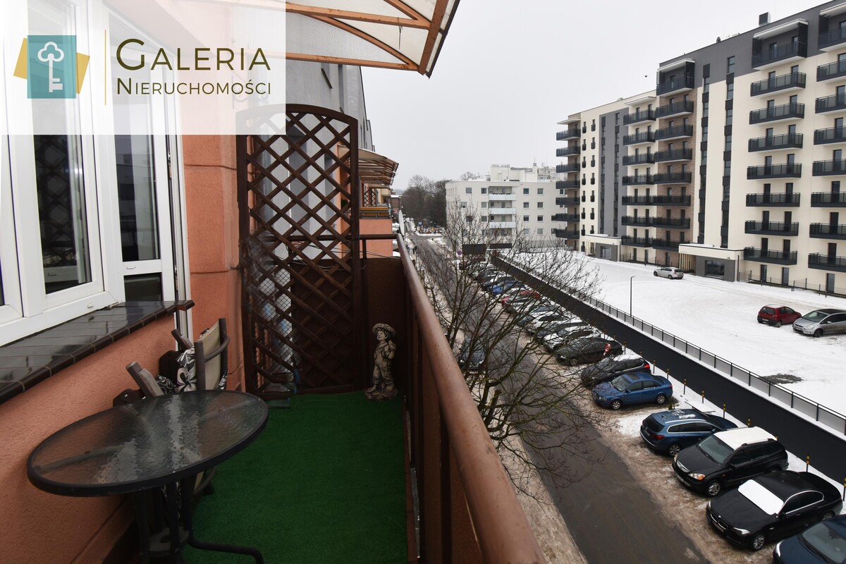 Elbląg GALERIA NIERUCHOMOŚCIZ pasji i miłości do nieruchomościNa sprzedaż: 2-pokojowe mieszkanie, balkon,
