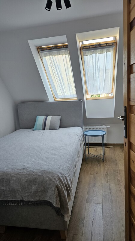 Elbląg 🌇 Sprzedam mieszkanie dwupoziomowe 4 pokojowe: 3 sypialnie plus salon z aneksem kuchennym mieszczące