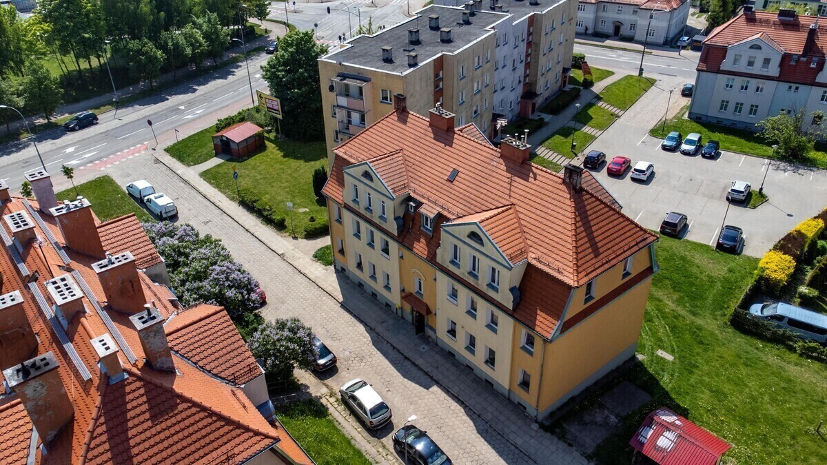 Elbląg &nbsp; TO MY SPRZEDAJEMYNIERUCHOMOŚCI W TYM MIEŚCIEBIURO NIERUCHOMOŚCIAMERICAN HOMEFOR SALE - 2 POKOJE - TOPOLOWA