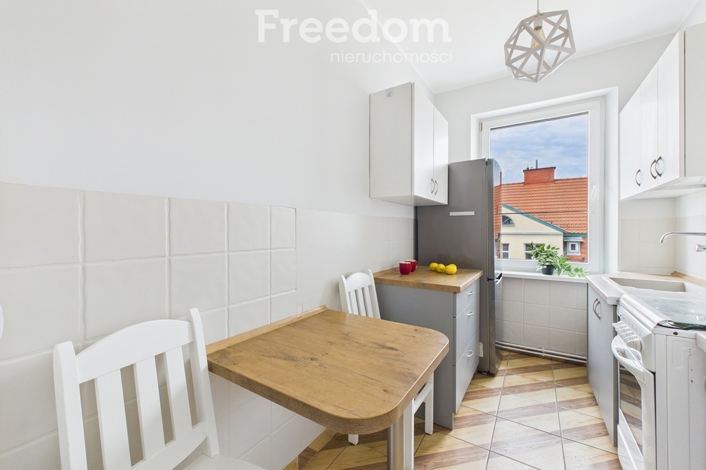 Elbląg FREEDOM NIERUCHOMOŚCISprzedam mieszkanie - Elbląg, Topolowa. Na sprzedaż oferuję przytulne, w pełni