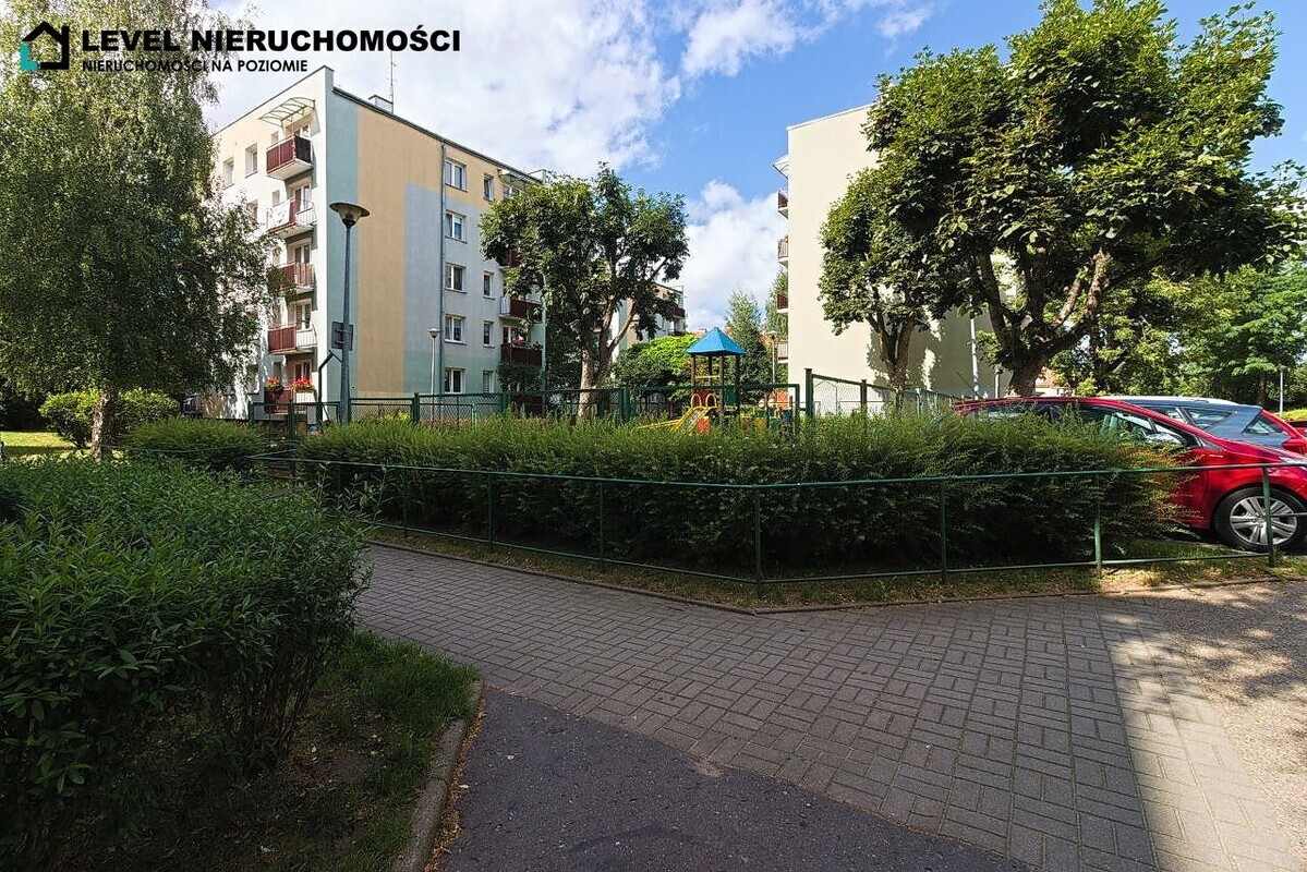Elbląg LEVEL NIERUCHOMOŚCI Trzypokojowe mieszkanie z balkonemul. Płk. Dąbka 47,99 m2