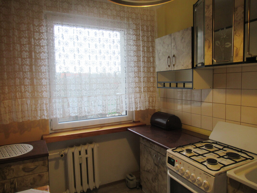 Elbląg Wynajmę duże mieszkanie 1 pokojowe o metrażu 35m2.Cena łącznie z opłatami / czynsz, gaz, woda, centralne