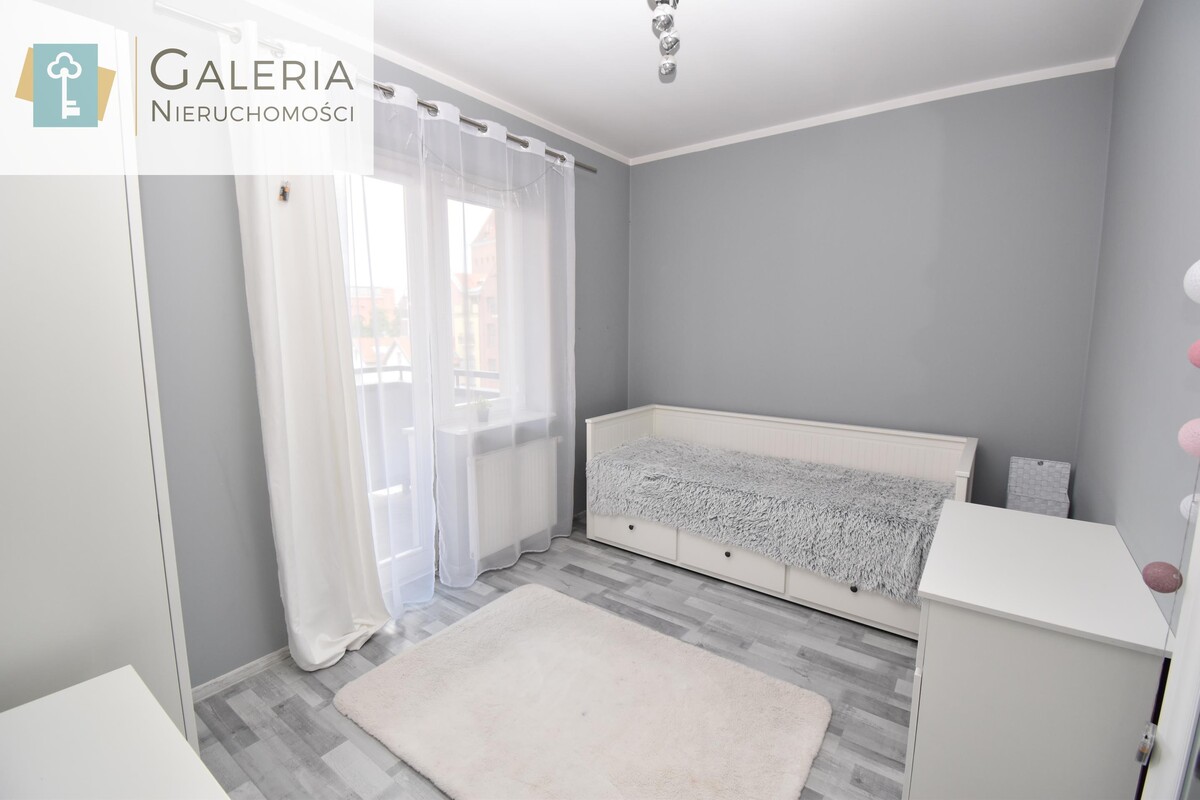Elbląg GALERIA NIERUCHOMOŚCIZ pasji i miłości do nieruchomościNa sprzedaż: Wyjątkowy przestronny 3-pokojowy apartament