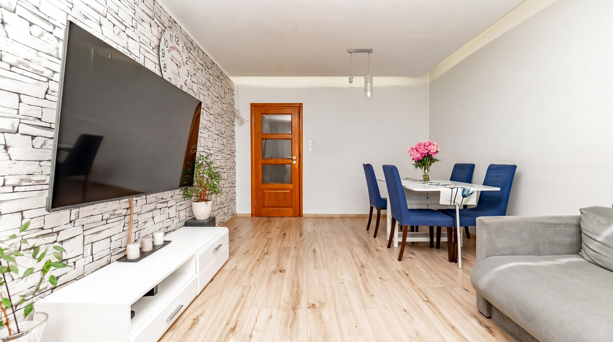 Elbląg TO MY SPRZEDAJEMYNIERUCHOMOŚCI W TYM MIEŚCIEBIURO NIERUCHOMOŚCIAMERICAN HOMEFOR SALE - 4 POKOJE -