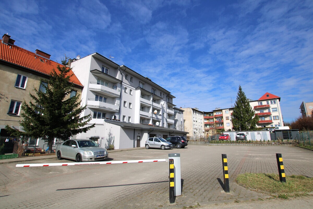 Elbląg NIERUCHOMOŚCI ANNA KRASZEWSKA Na sprzedaż mieszkanie 1-pokojowe, 39 m2 I piętro ul.