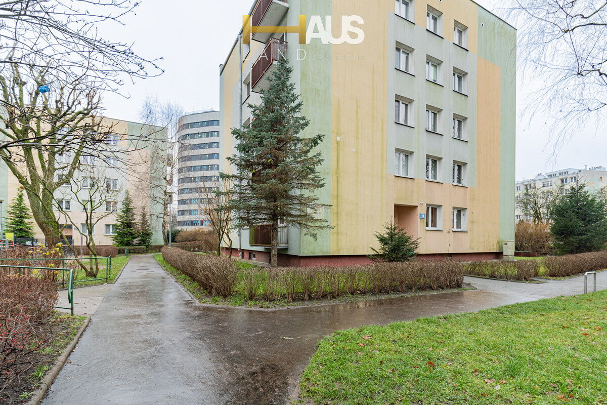 Elbląg ELBLĄG, UL. PUŁKOWNIKA DĄBKA 2 POKOJE, OSOBNA KUCHNIA POWIERZCHNIA 37,52 M2BALKON, PIWNICAMEDIA Z