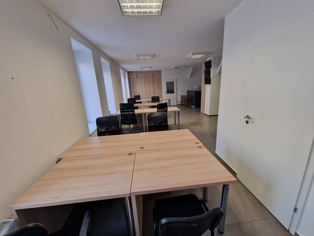 Elbląg Na Sprzedaż/Wynajem: Lokal 127m² w Centrum Elbląga. Idealny pod Gabinet, Kancelarię lub Sklep! Pełna