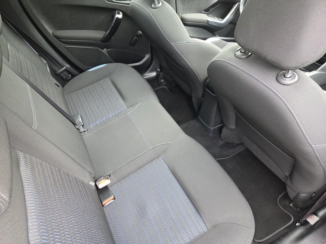 Elbląg Oferuję do sprzedaży zadbany egzemplarz Peugeot 208 w wersji Allure z chwalonym silnikiem benzynowym 1.4 VTI 95