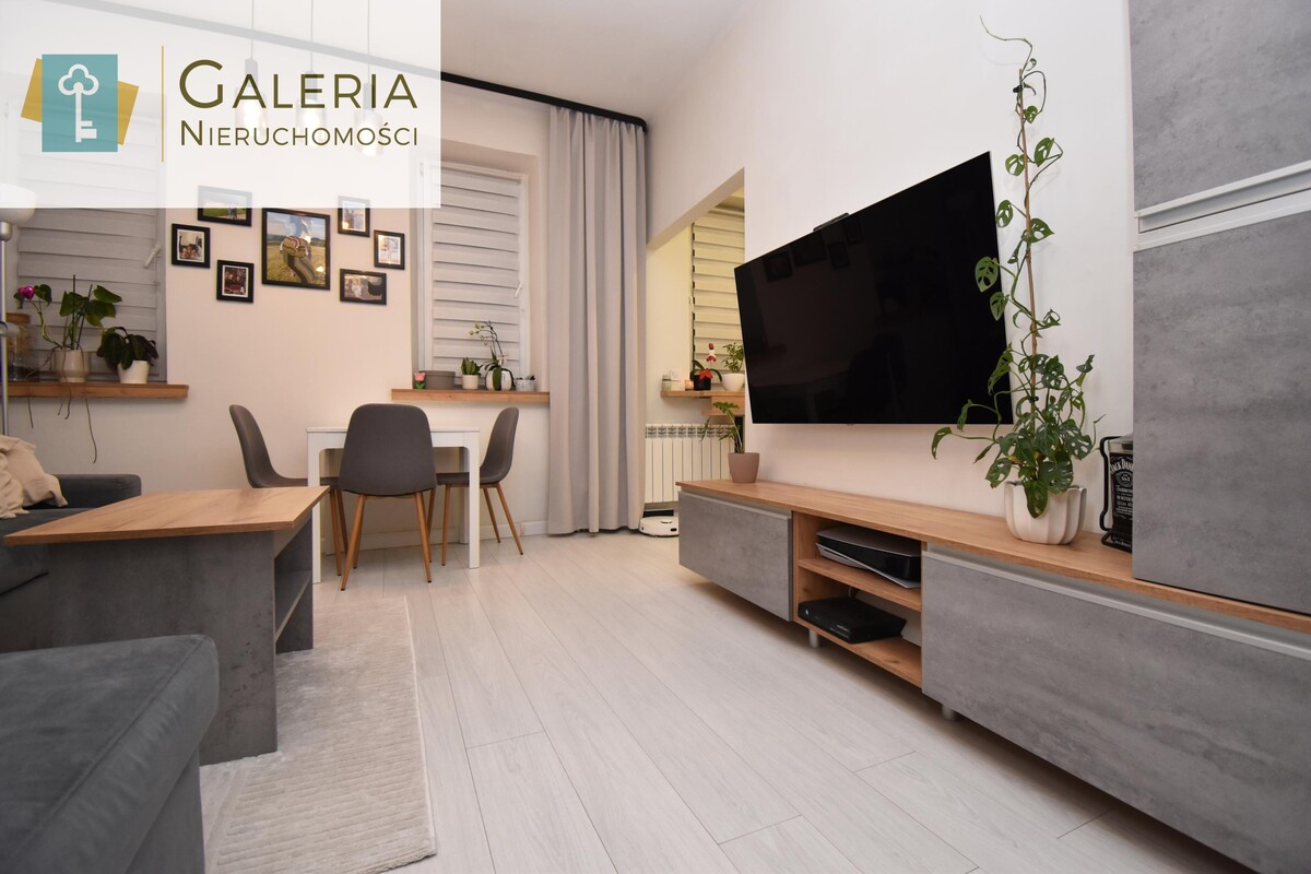 Elbląg GALERIA NIERUCHOMOŚCIZ pasji i miłości do nieruchomościNa sprzedaż: 3 pokoje po remoncie – gotowe