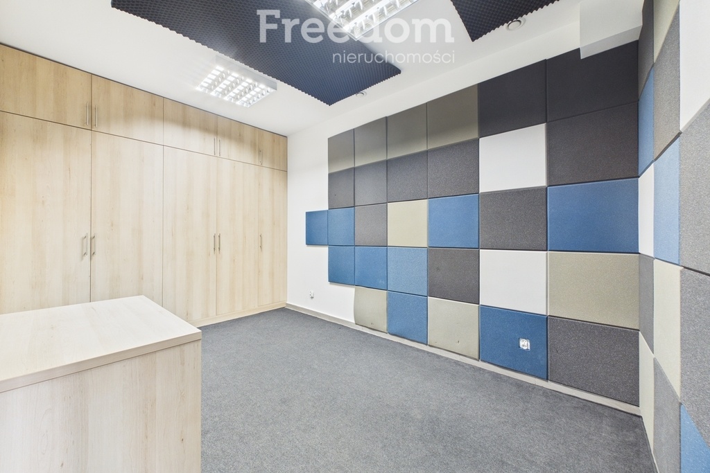 Elbląg FREEDOM NIERUCHOMOŚCISprzedam lokal użytkowy - Elbląg, Zacisze. Lokalizacja ma znaczenie, ale równie ważna