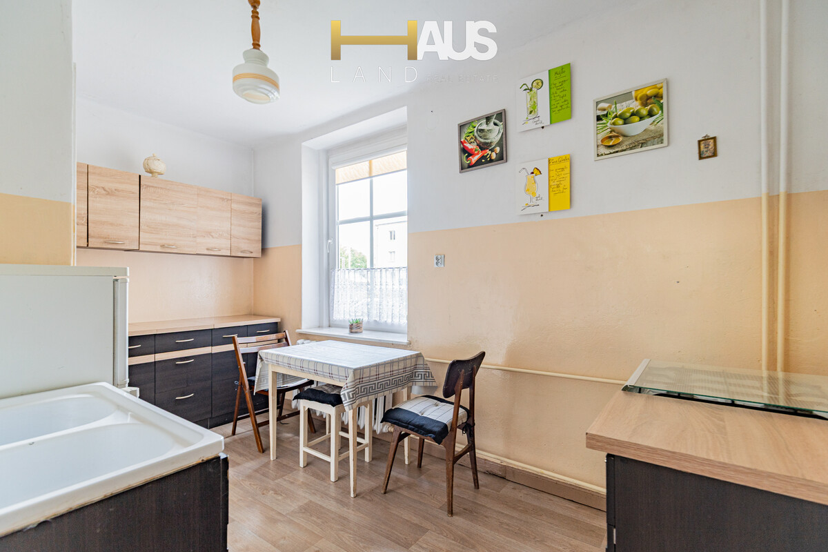 Elbląg DZIEŃ OTWARTY 02.11.2025r (NIEDZIELA)ELBLĄG, UL. KOPERNIKA  3 POKOJE, OSOBNA KUCHNIA PARTER