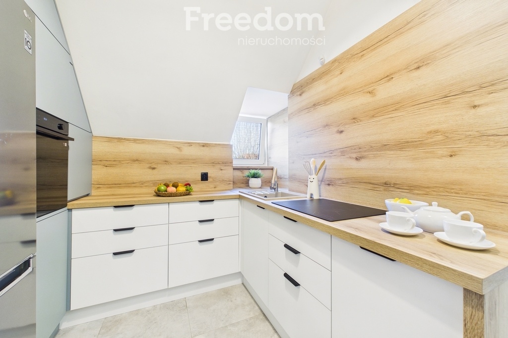 Elbląg FREEDOM NIERUCHOMOŚCISprzedam mieszkanie - Elbląg, Pionierska. Na sprzedaż przytulne mieszkanie położone