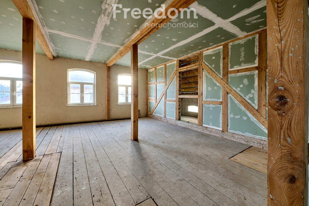 Elbląg FREEDOM NIERUCHOMOŚCISprzedam dom - Młynary, Dworcowa. Na sprzedaż dom wolnostojący położony w spokojnej i