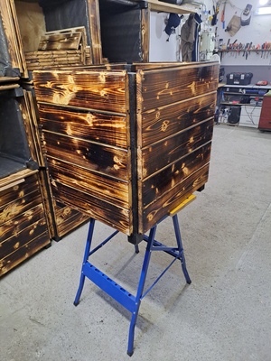Elbląg Skrzynie na rośliny. Posiadam 10szt. Wymiary 57×57 głębokie 50cm. Skrzynie wypełnione styropianem oraz