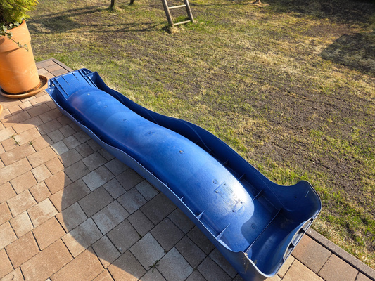 Elbląg Oddam:
1) domek do ogrodu dla dzieci,
2) bujawkę ze zjeżdżalnią,
3) trampolinę.
transport w zakresie