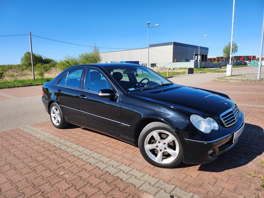 Elbląg MERCEDES - BENZ C KOMPRESOR 180ROK PRODUKCJI 2006POJEMNOŚĆ 1,8 BENZYNAMOC 142 KMSKRZYNIA MANUALNA 6-BIEGOWACENA