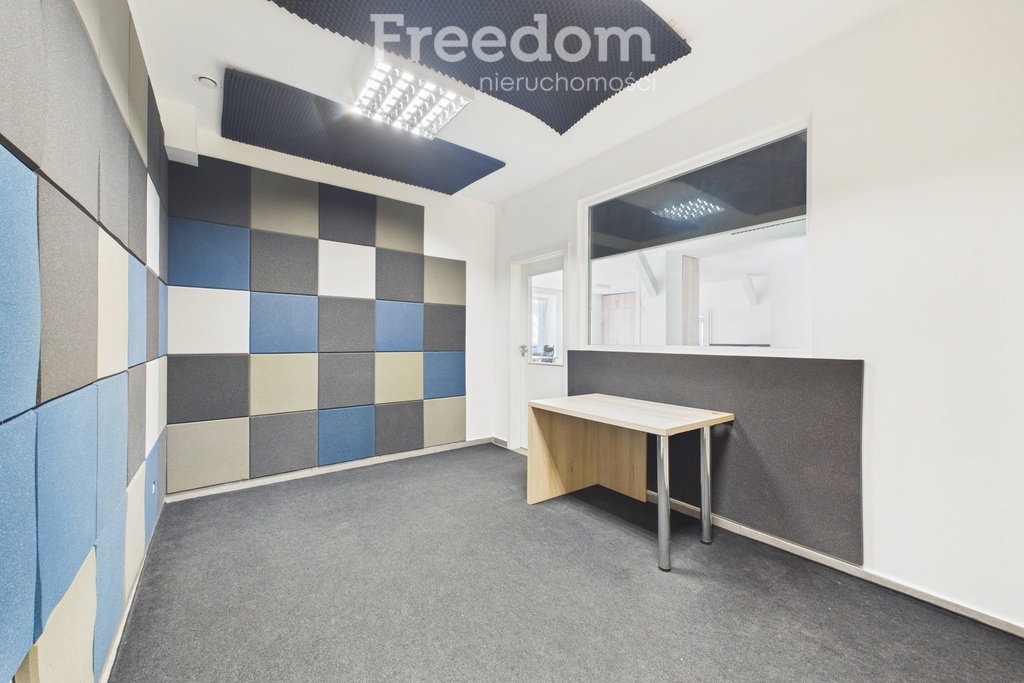 Elbląg FREEDOM NIERUCHOMOŚCISprzedam lokal użytkowy - Elbląg, Zacisze. Lokalizacja ma znaczenie, ale równie ważna