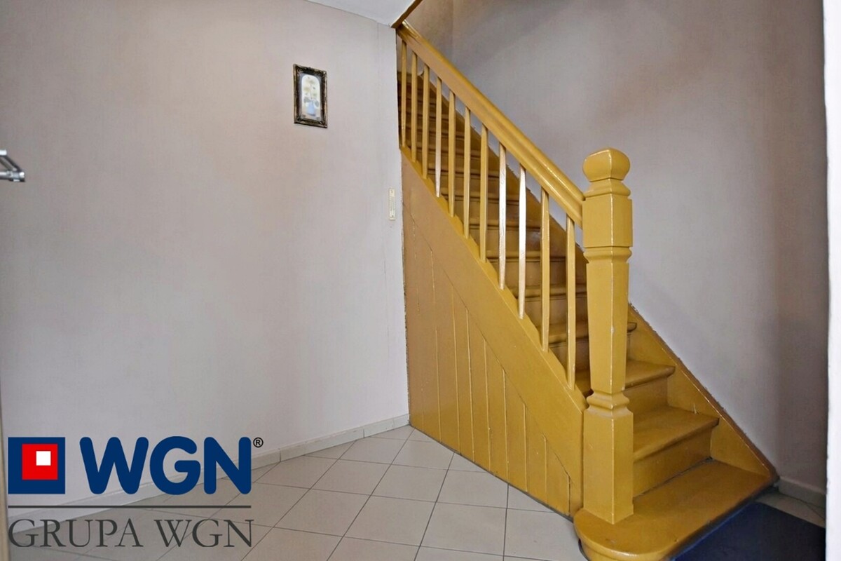 Elbląg Na sprzedaż mieszkanietrzypokojowe o powierzchni 77 m2 w miejscowości Zwierzno , 20 km od Elbląga, 4 km od