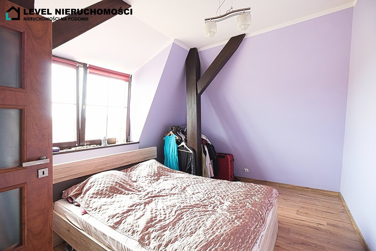 Elbląg LEVEL NIERUCHOMOŚCI Trzypokojowe mieszkanie przy starówceul. Królewiecka