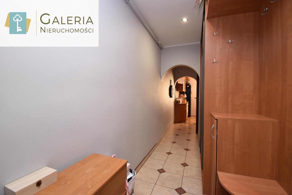 Elbląg GALERIA NIERUCHOMOŚCIZ pasji i miłości do nieruchomościNa sprzedaż: 2- pokojowe mieszkanie z ogródkiem przy