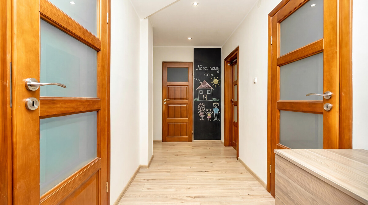 Elbląg TO MY SPRZEDAJEMYNIERUCHOMOŚCI W TYM MIEŚCIEBIURO NIERUCHOMOŚCIAMERICAN HOMEFOR SALE - 4 POKOJE -