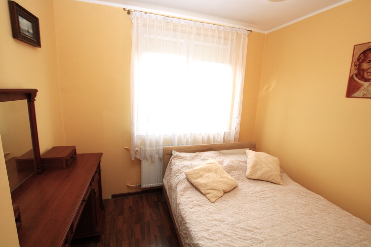 Elbląg NIERUCHOMOŚCI ANNA KRASZEWSKA Mieszkanie dwupokojowe gotowe do wprowadzenia ul. Barona