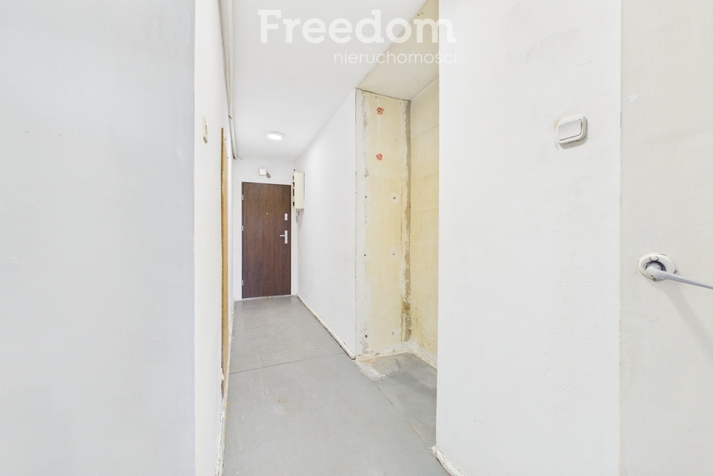 Elbląg FREEDOM NIERUCHOMOŚCISprzedam mieszkanie - Elbląg, Związku Jaszczurczego. Mieszkanie wymaga modernizacji,
