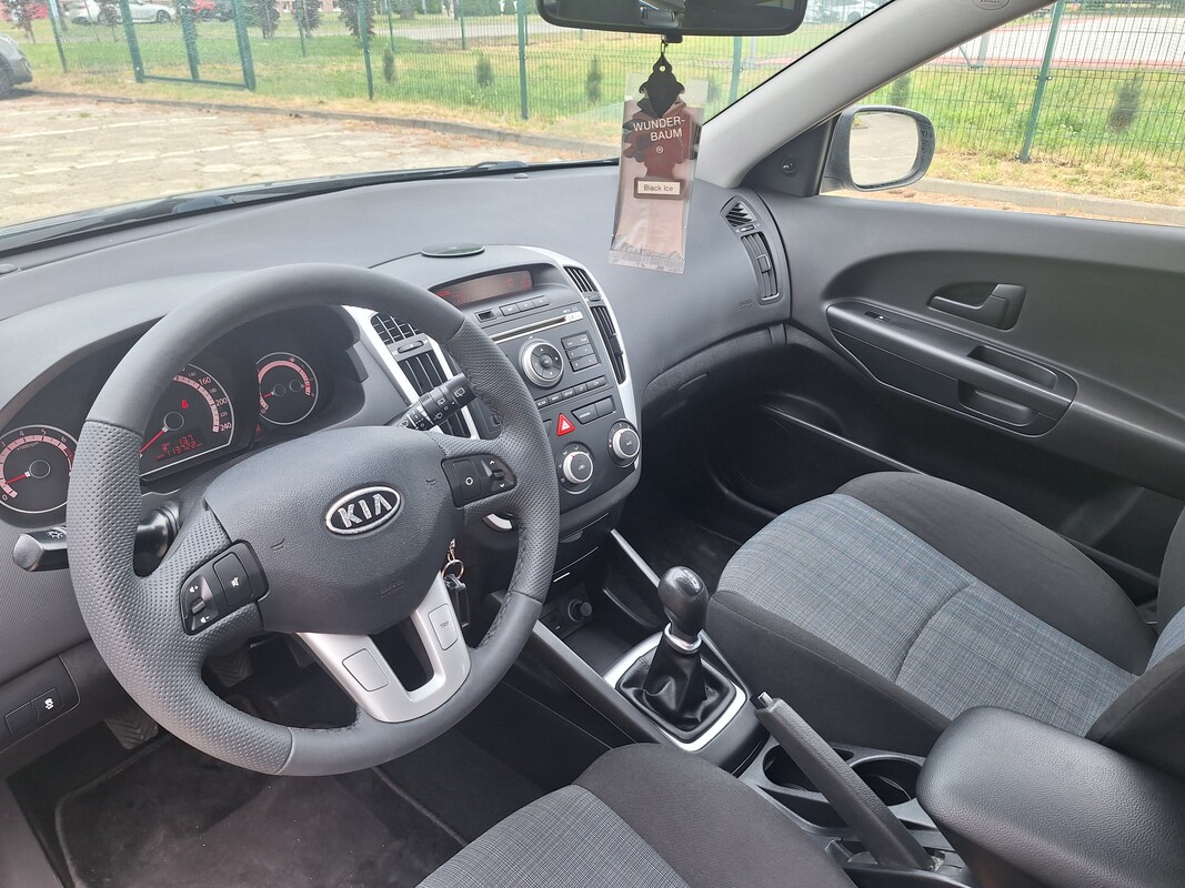 Elbląg Kia Ceed 1.4 CVVT 90 KM | Benzyna | Manual | Spirit |
Oferuję do sprzedaży Kia Ceed z 2011 roku, sprowadzoną z