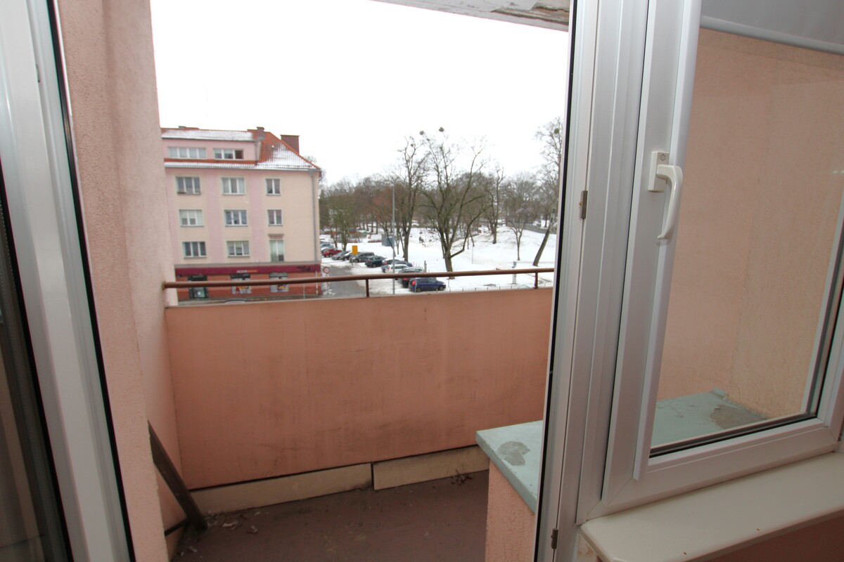 Elbląg NIERUCHOMOŚCI ANNA KRASZEWSKA Dwa pokoje po generalnym remoncie w centrum miasta***umeblowanie w