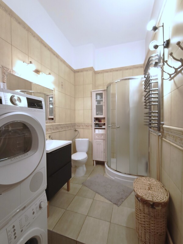 Elbląg 🏡 Przestronne 4-pokojowe mieszkanie 96,1 m2 na pierwszym piętrze z tarasem i z dwiema łazienkami