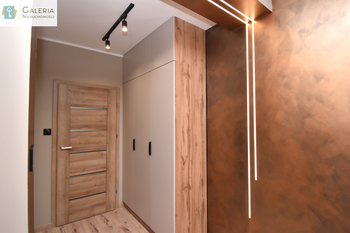 Elbląg GALERIA NIERUCHOMOŚCIZ pasji i miłości do nieruchomościNa sprzedaż: Klimatyczne mieszkanie - 2 pokoje przy