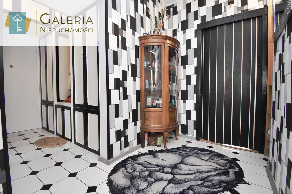 Elbląg GALERIA NIERUCHOMOŚCIZ pasji i miłości do nieruchomościNa sprzedaż: 49,2 m², położone na ostatnim