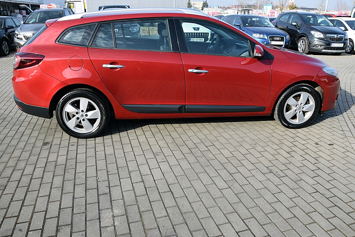 Elbląg Renault Megane Kombi 1.9 Diesel, 2009 – Komfort, styl i niezawodność! 🚗✨Samochód w